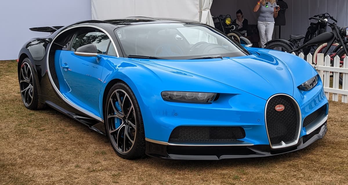 Bugatti Chiron Super Sport 300+, ranked #1